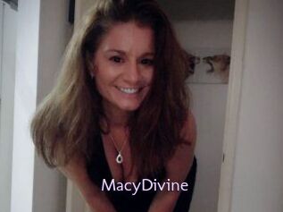 Macy_Divine