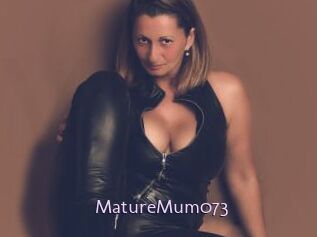 MatureMum073