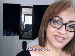 Maturee_hot