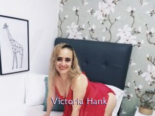 Victoria_Hank